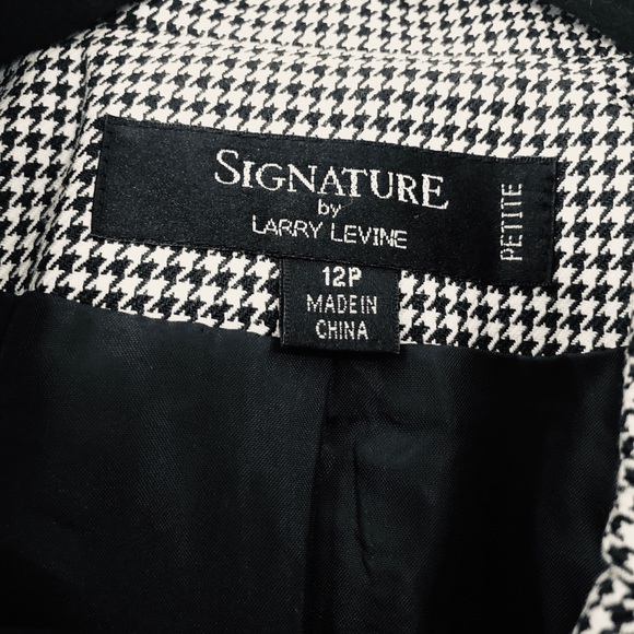 Signature by Larry Levine 12p jacket - Picture 4 of 5